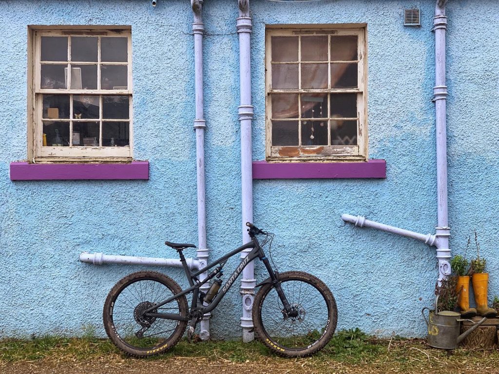 Pentland farmhouse with mountain bike